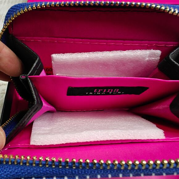 Trina Turk Royal Blue & White 2-Piece Wallet Gift Set New in Box - Picture 3 of 4